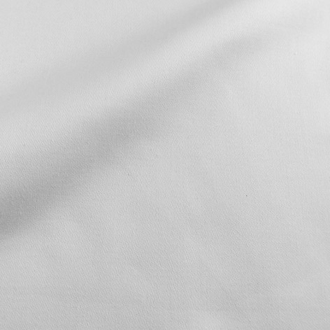 Manteles, cubremanteles y servilletas en tejido satén color blanco